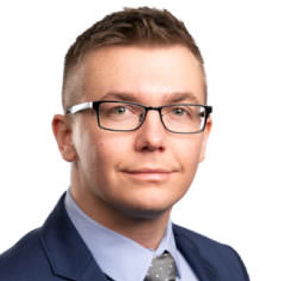 1110 loca B10 eli mcvey.jpg